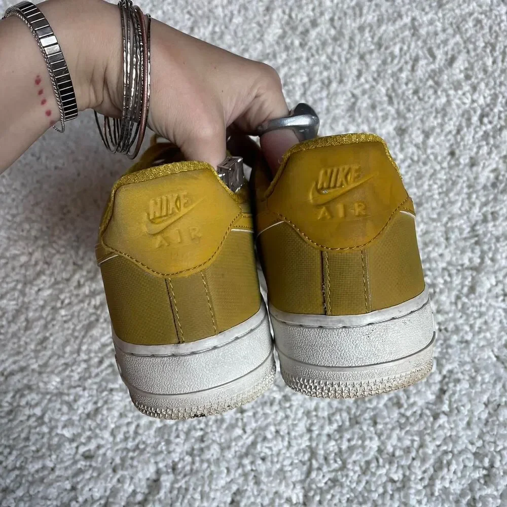 Nike Women's Yellow and Gold Trainers